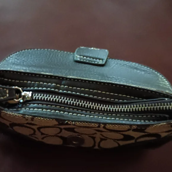 Coach Brown Leather Wristlet Clutch - Picture 9 of 10